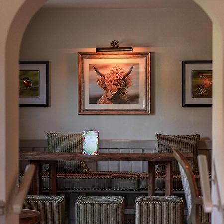 The King William IV Country Inn & Restaurant Sedgeford Exterior photo